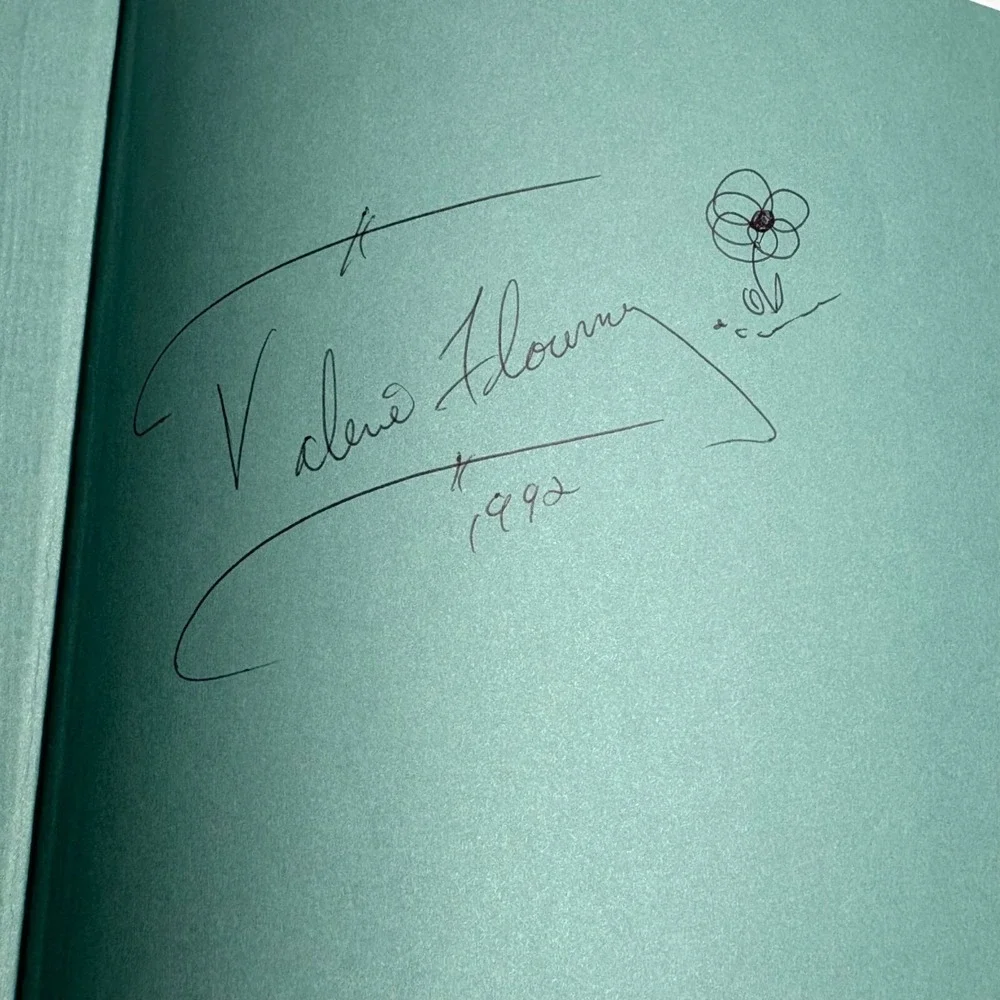 Vintage The Patchwork Quilt Valerie Flournoy Signed‎ Hardcover Book GOOD
